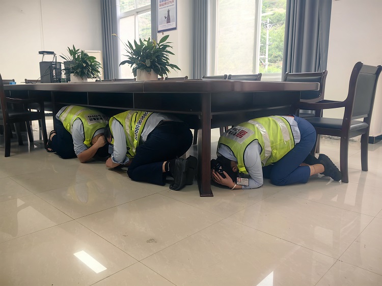 寻找支撑点.jpg