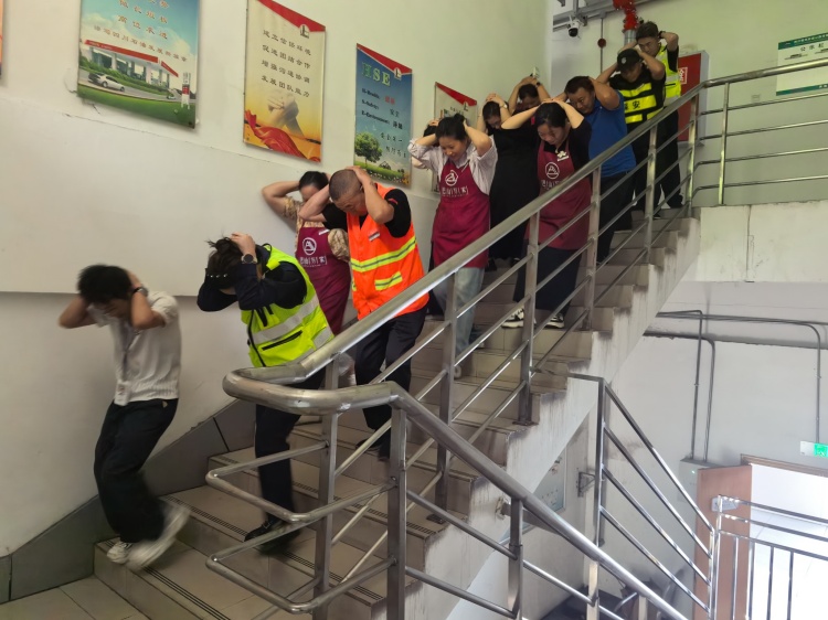9a5d9456d9edd0d92952fdc2d3578b0b_副本.jpg