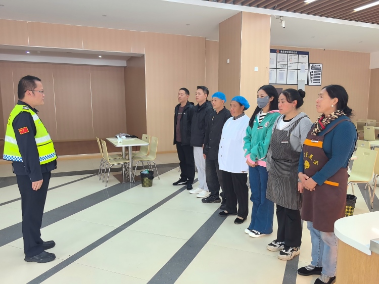 食物中毒应急演练图1.jpg